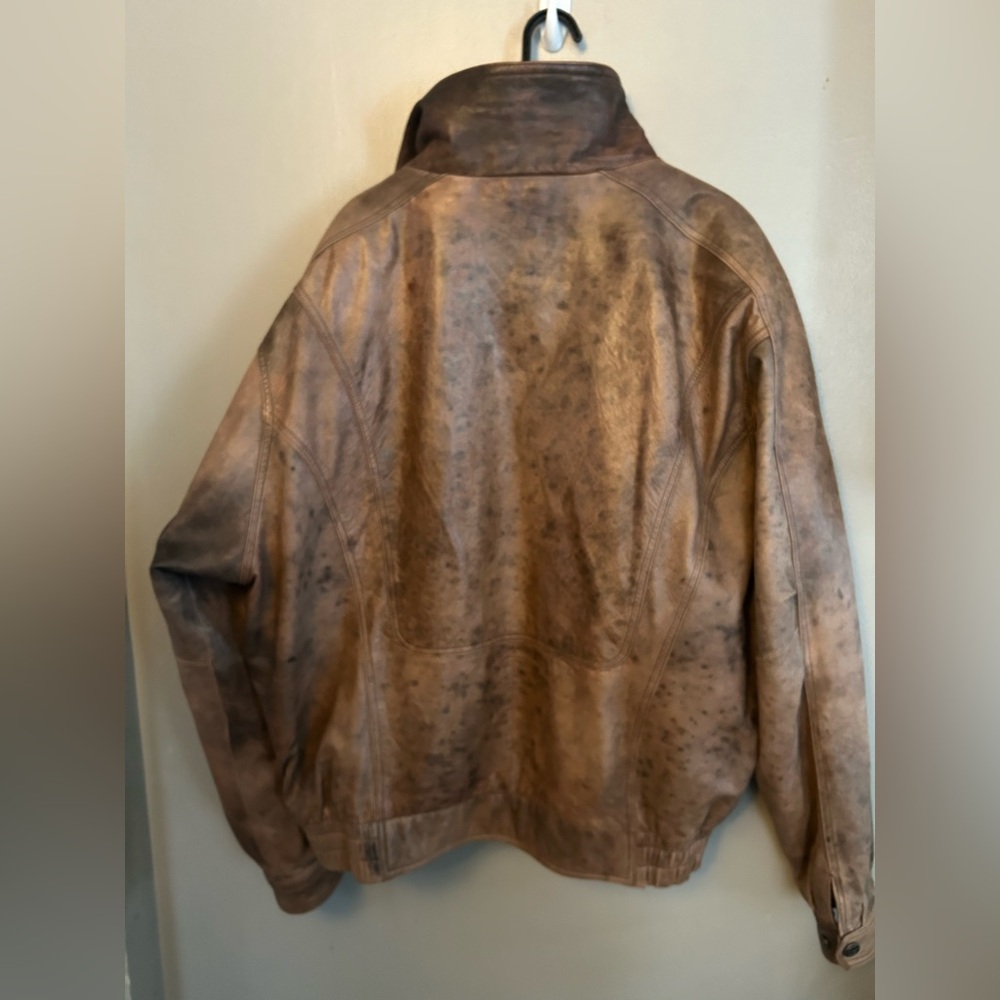 Wilson’s Leather Jacket - brown 100% leather bomber style w/removable interior - Picture 2 of 14